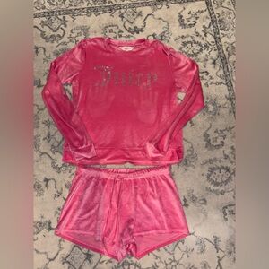woman’s small pink juicy couture pink long sleeve and shorts set